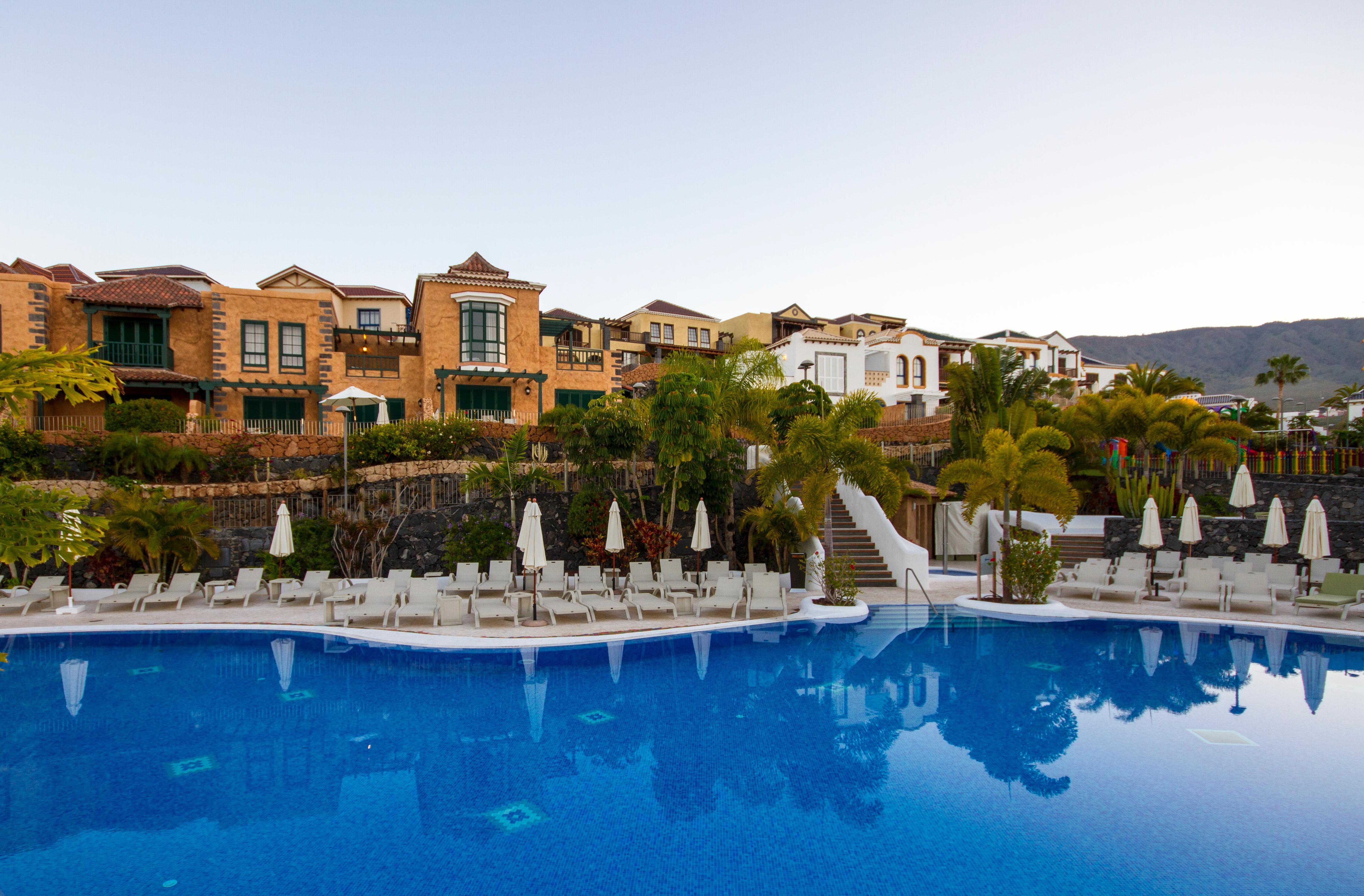 Hotel Suite Villa Maria Адехе Екстериор снимка